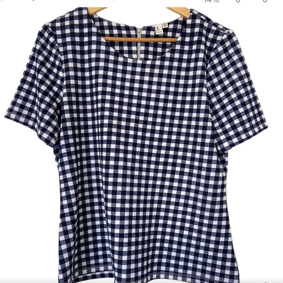 Jules & Leopold Zippered Back Tee - Picture 1 of 10